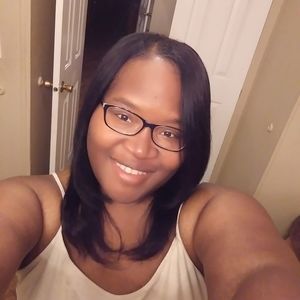 Meet your Posher, Lakeisha